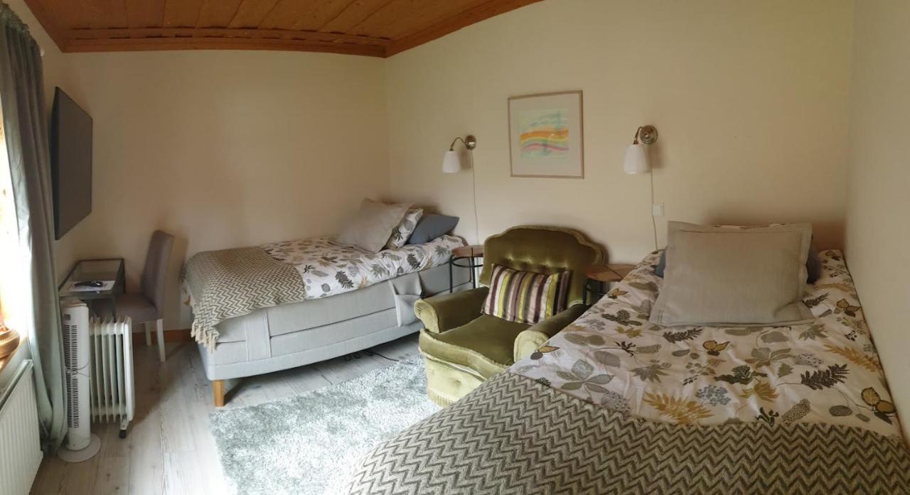 Woodstock B & B Studios Balsta Экстерьер фото