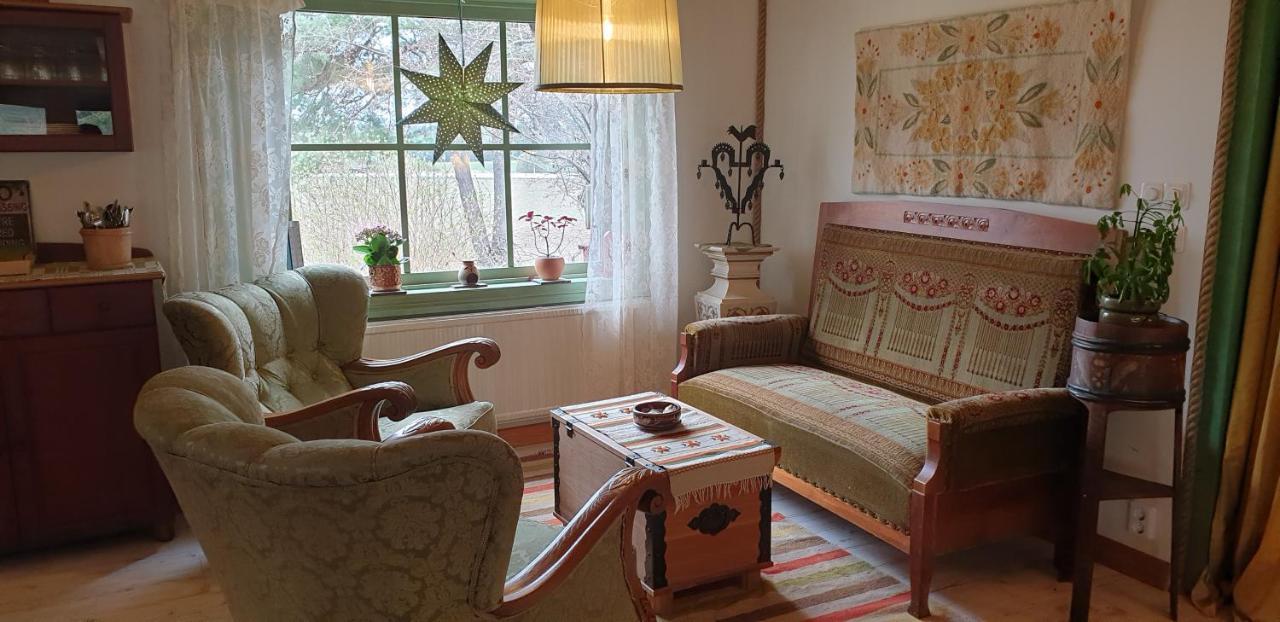 Woodstock B & B Studios Balsta Экстерьер фото