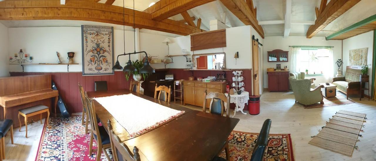 Woodstock B & B Studios Balsta Экстерьер фото